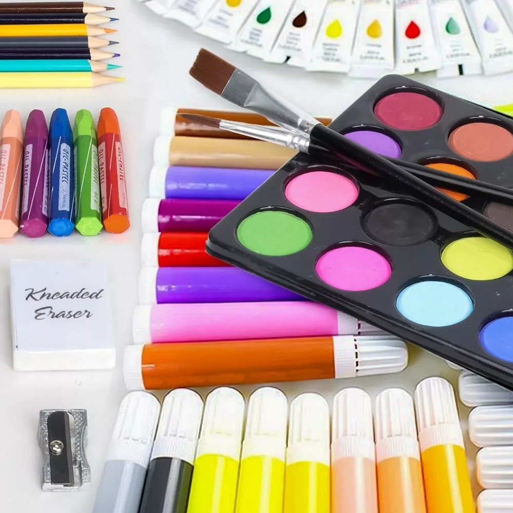 Kit De Lápices De Dibujo Marcadores Plumones Punta 145 Pcs