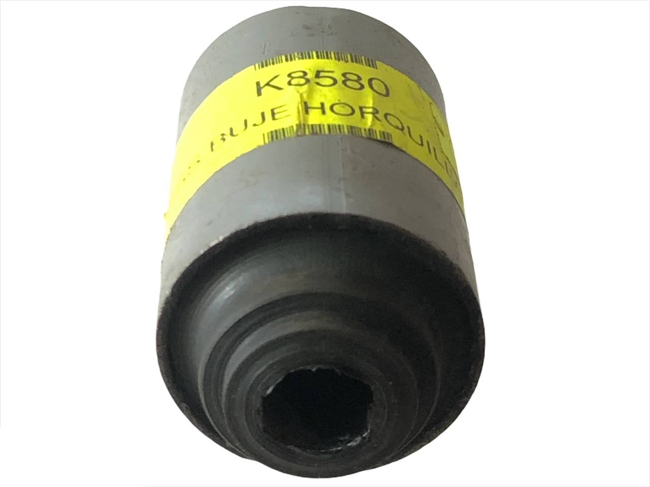 Buje Horquilla Inferior Sin Ceja Para Urvan *Bull-Dog