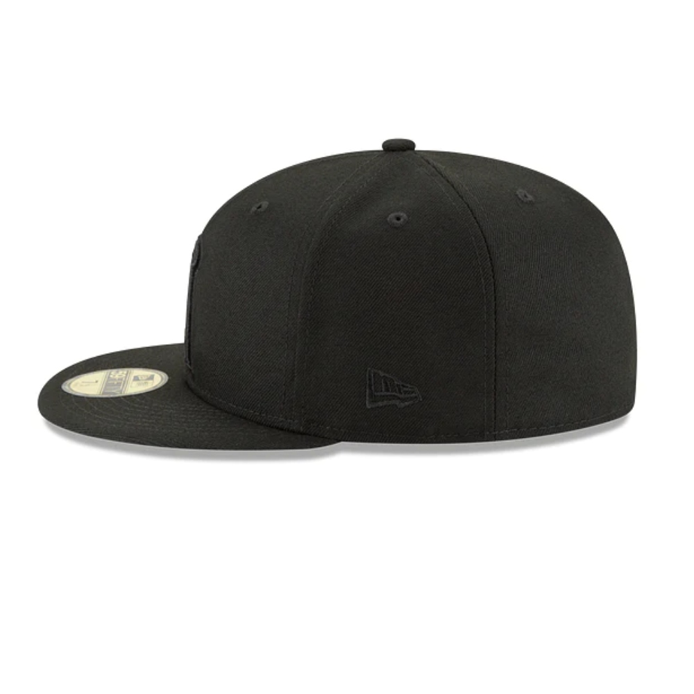 Gorra New Era Los Angeles Angels Black On Black 59FIFTY Cerrada 11591186
