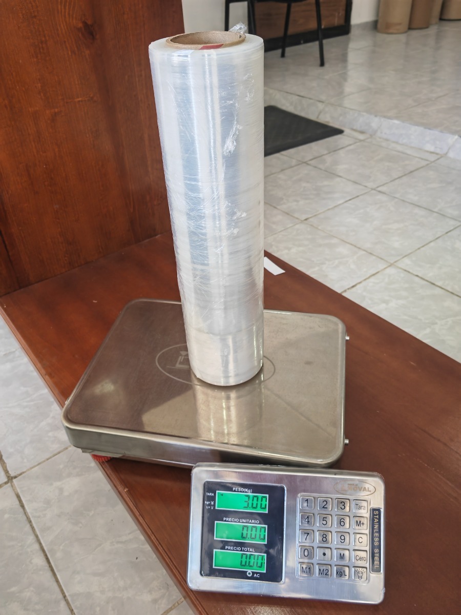 Rollo De Playo Emplaye Grueso Polistretch Material de Empaque y Embalaje 18 pulgadas Calibre 80 1100 ft 3 Kg