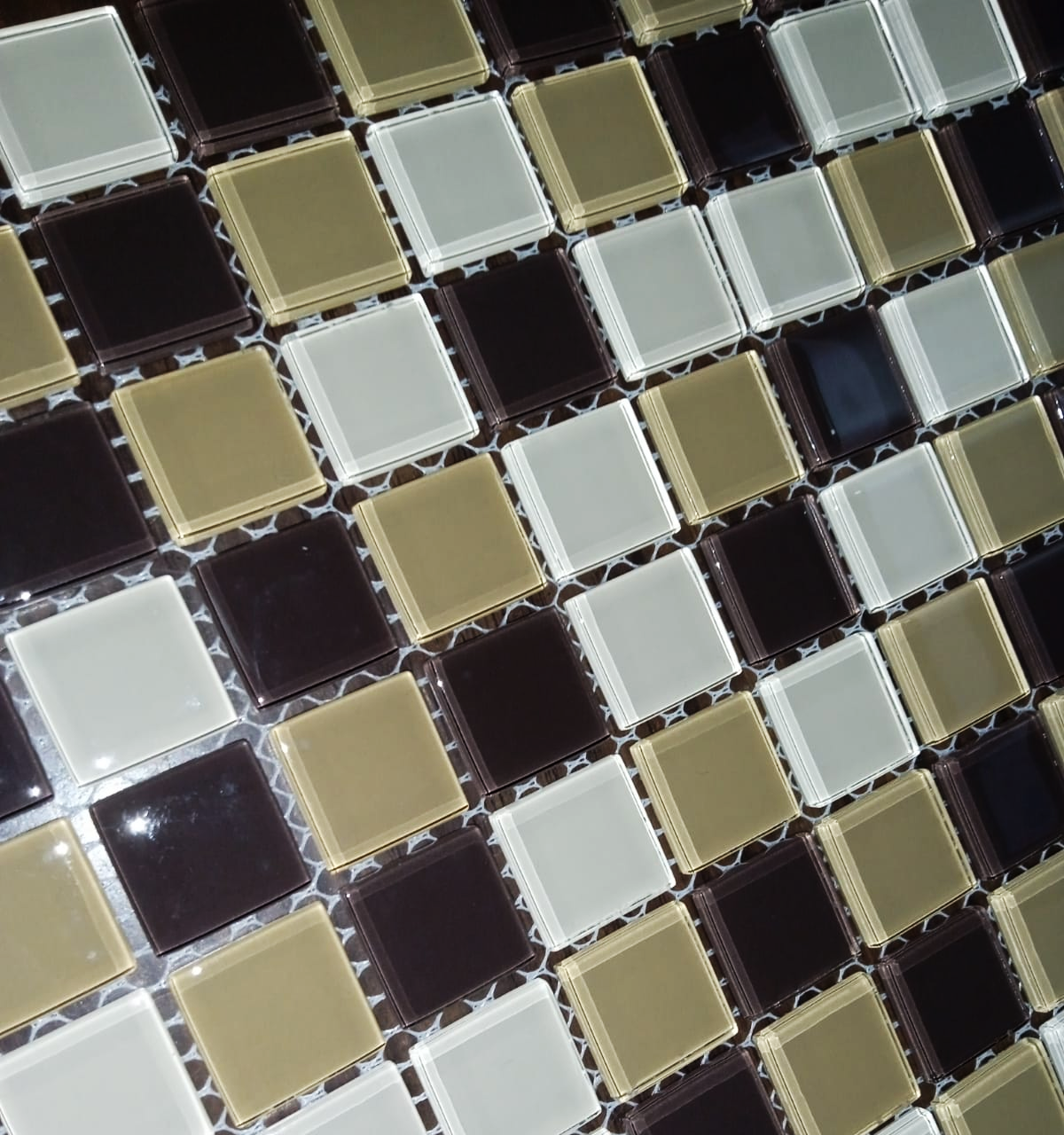 Malla / cenefa / Mosaico decorativa 100% cristal tonos café y amarillo 30x30cm mod. Oviedo