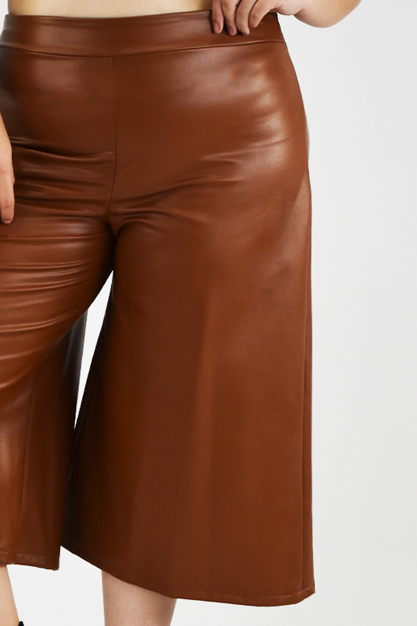 Pantalón culotte vinipiel Roman Fashion /Tallas Extras, 2551 (Cafe) 