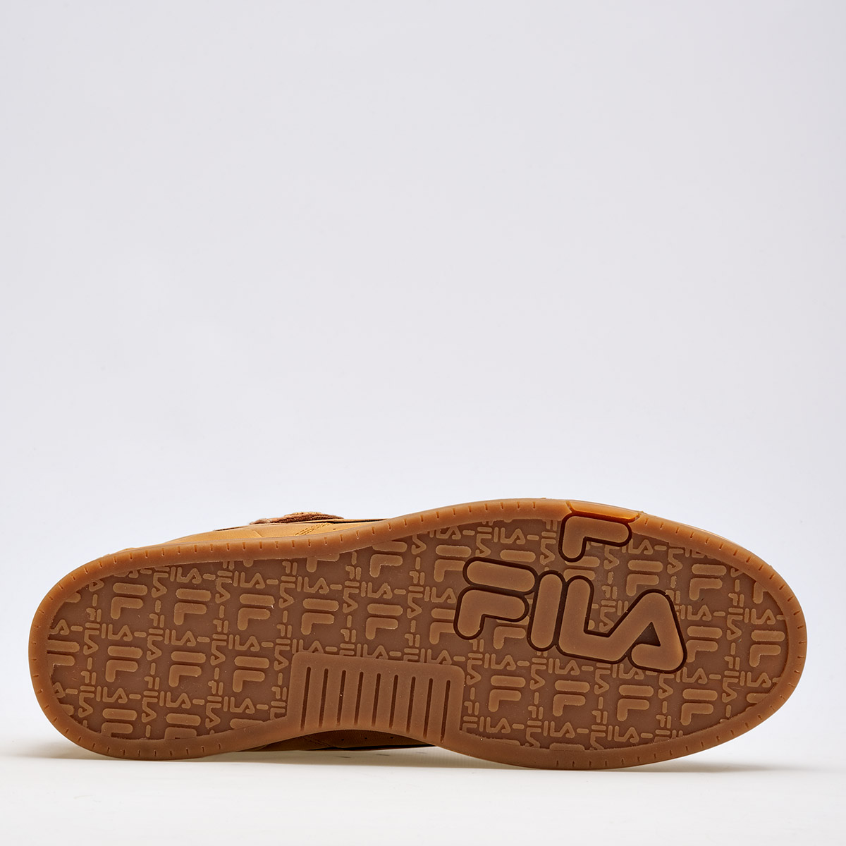 Tenis fila 2025 color camel