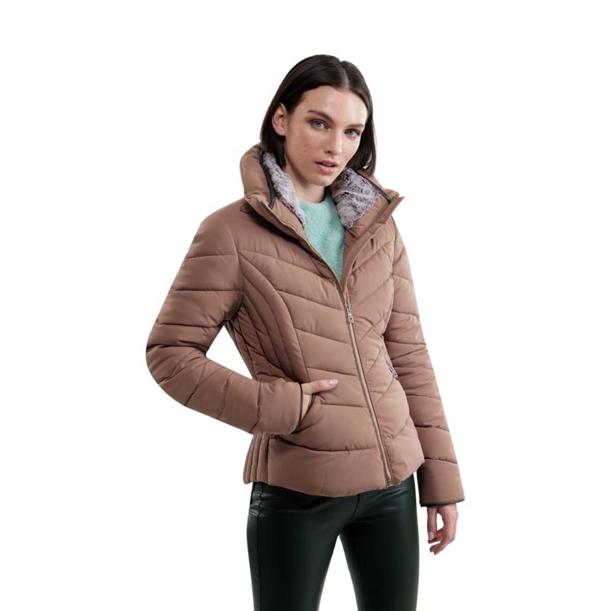 Chamarra color café para mujer, repelente al agua, marca Holly Land, mod. 1094841