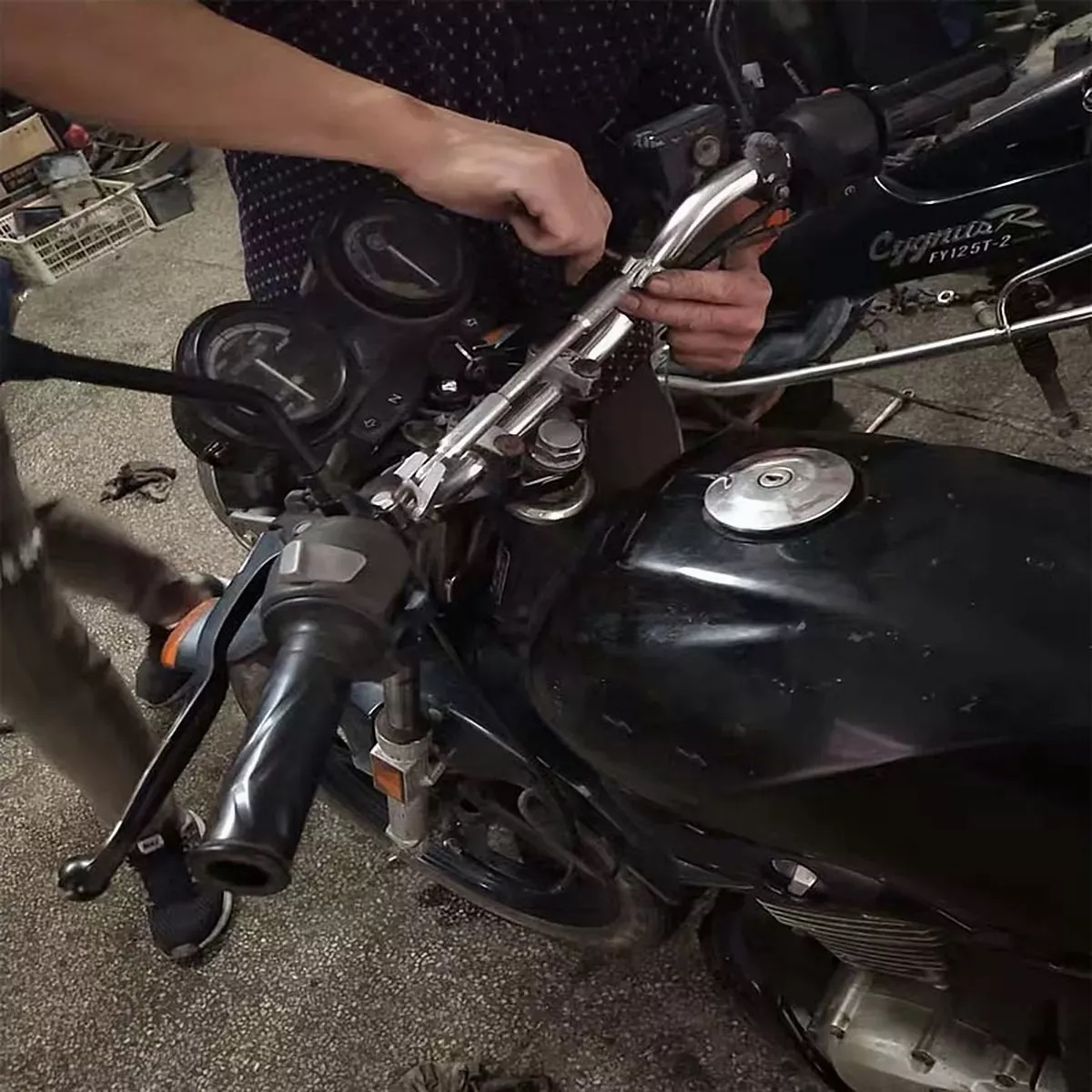 Manubrio Universal Aluminio Moto Cross 22 Mm Negro