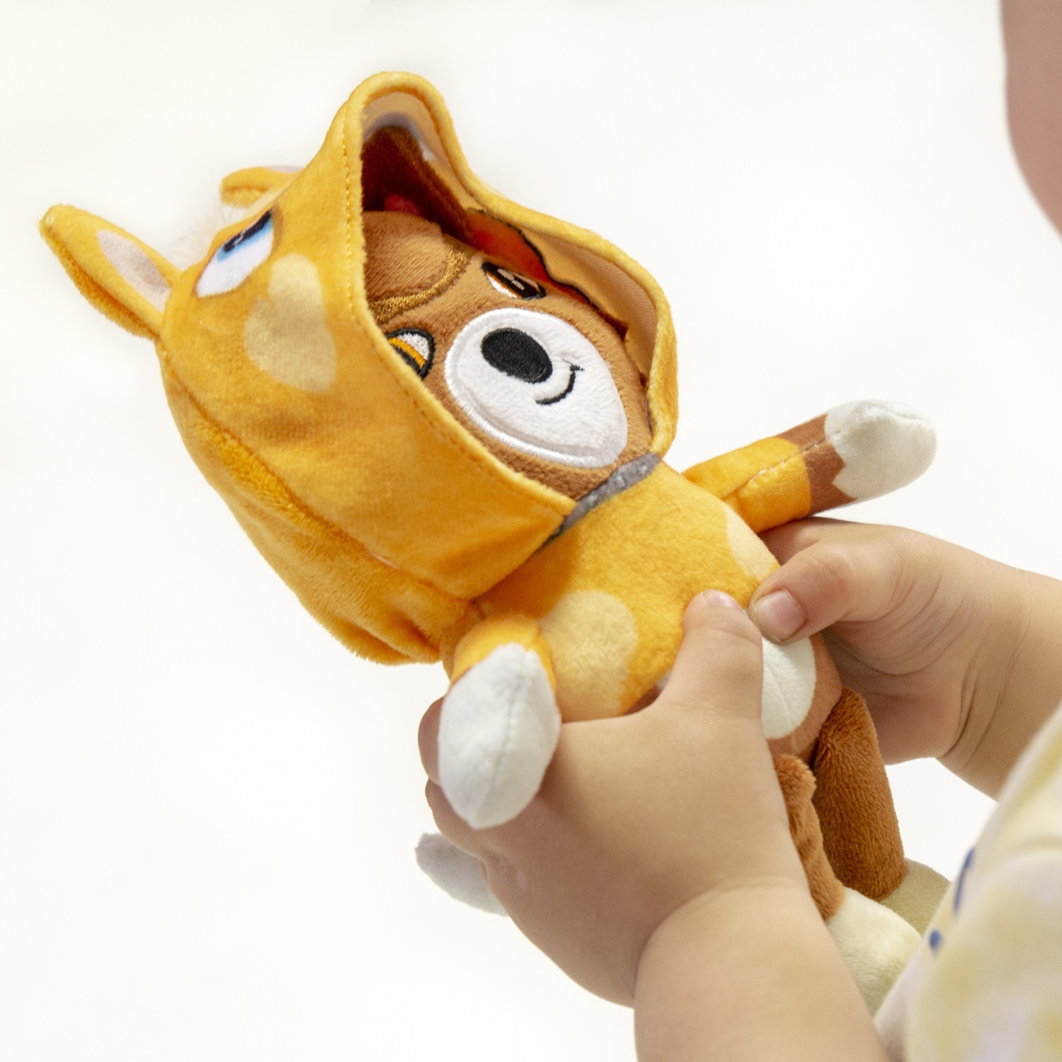 Lobo Beto Disfrazado Peluche Musical 15cm La Granja De Zenón