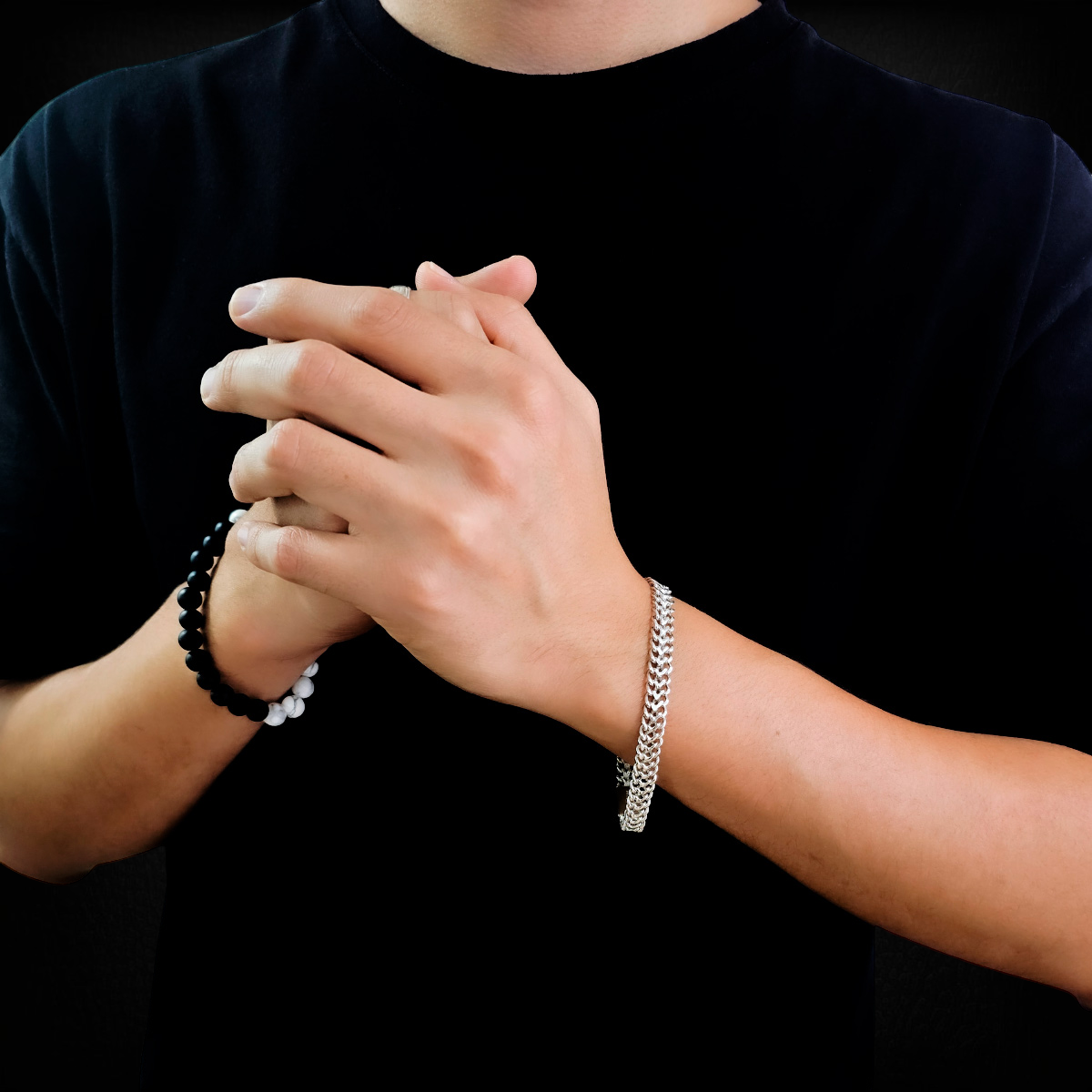 Pulsera cubana de plata .925 con broche de caja