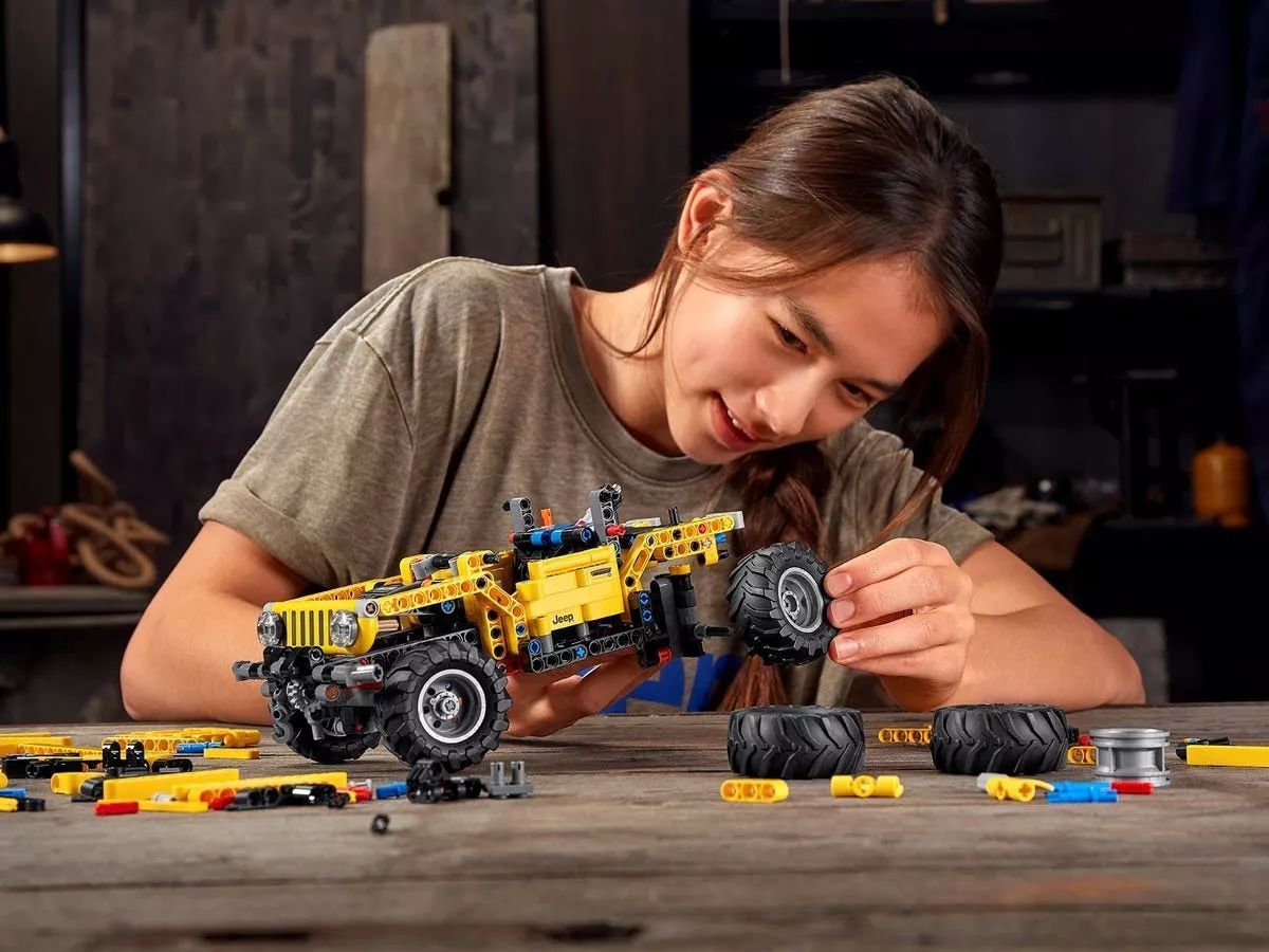 Kit De Construcción Lego Technic Jeep Wrangler 42122 3+ Cantidad de piezas 665