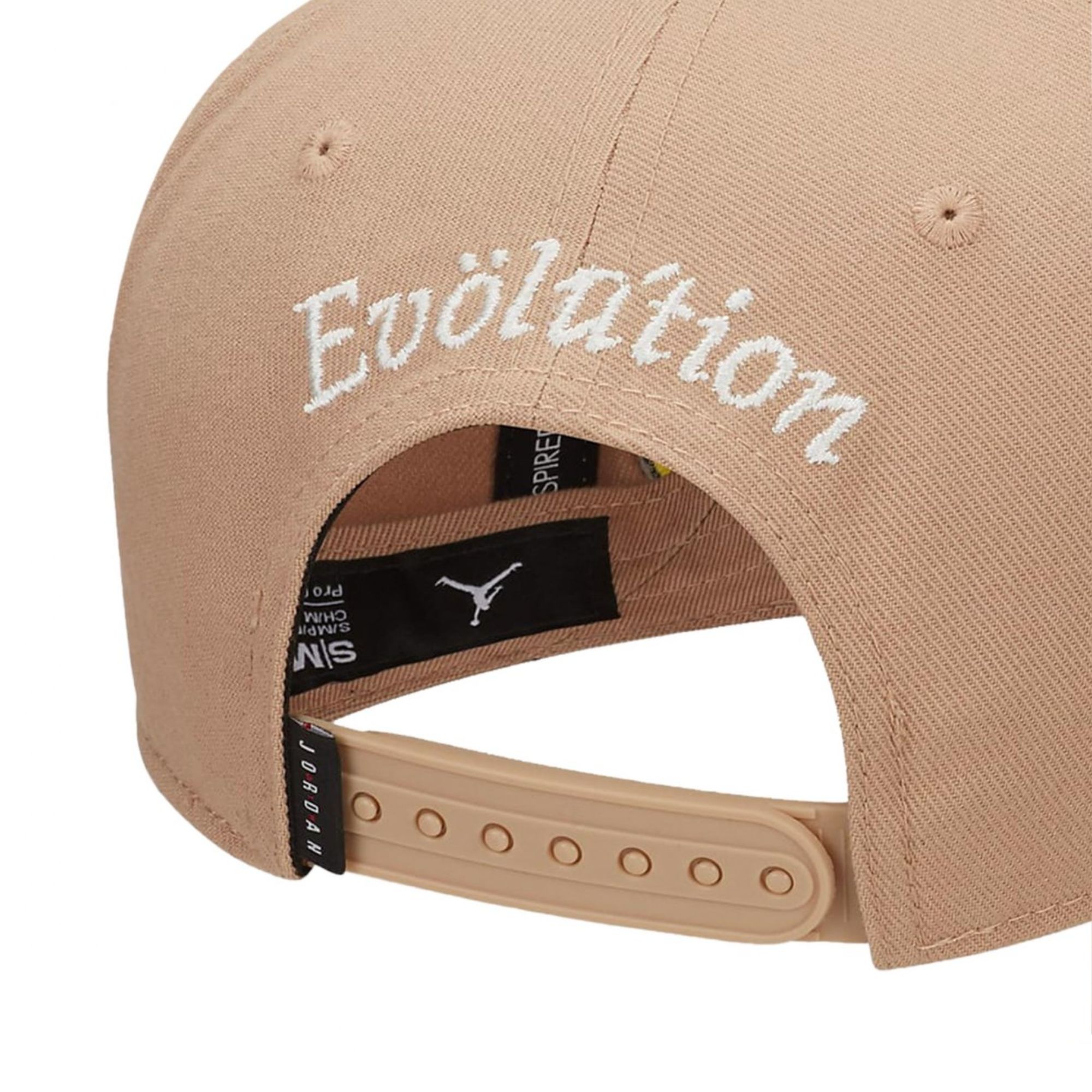 Gorra Jordan Pro Jumpman Evolution Beige Original FD5183200