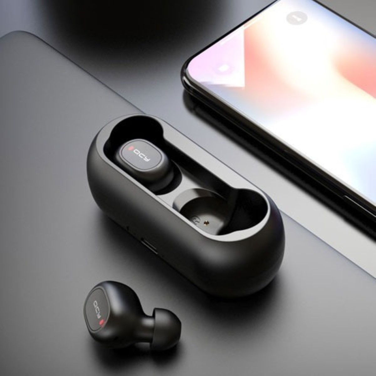 Audífonos in-ear inalámbricos QCY T1C LED Bluetooth 5.0, Negro con luz Negro 