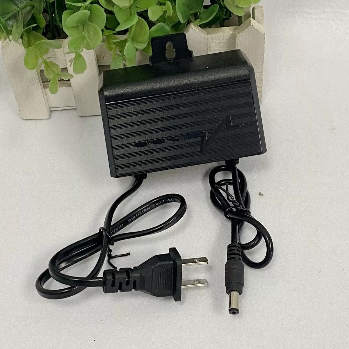 Eliminador De Corriente De 12v 2a Power Alimentación Cámara