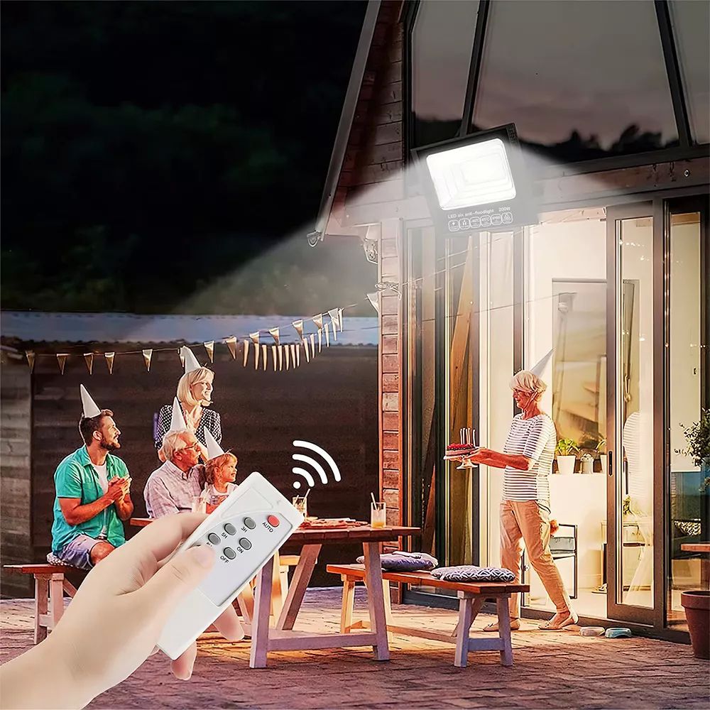Reflectores Lampara Solar Led Exterior 200w +control Remoto
