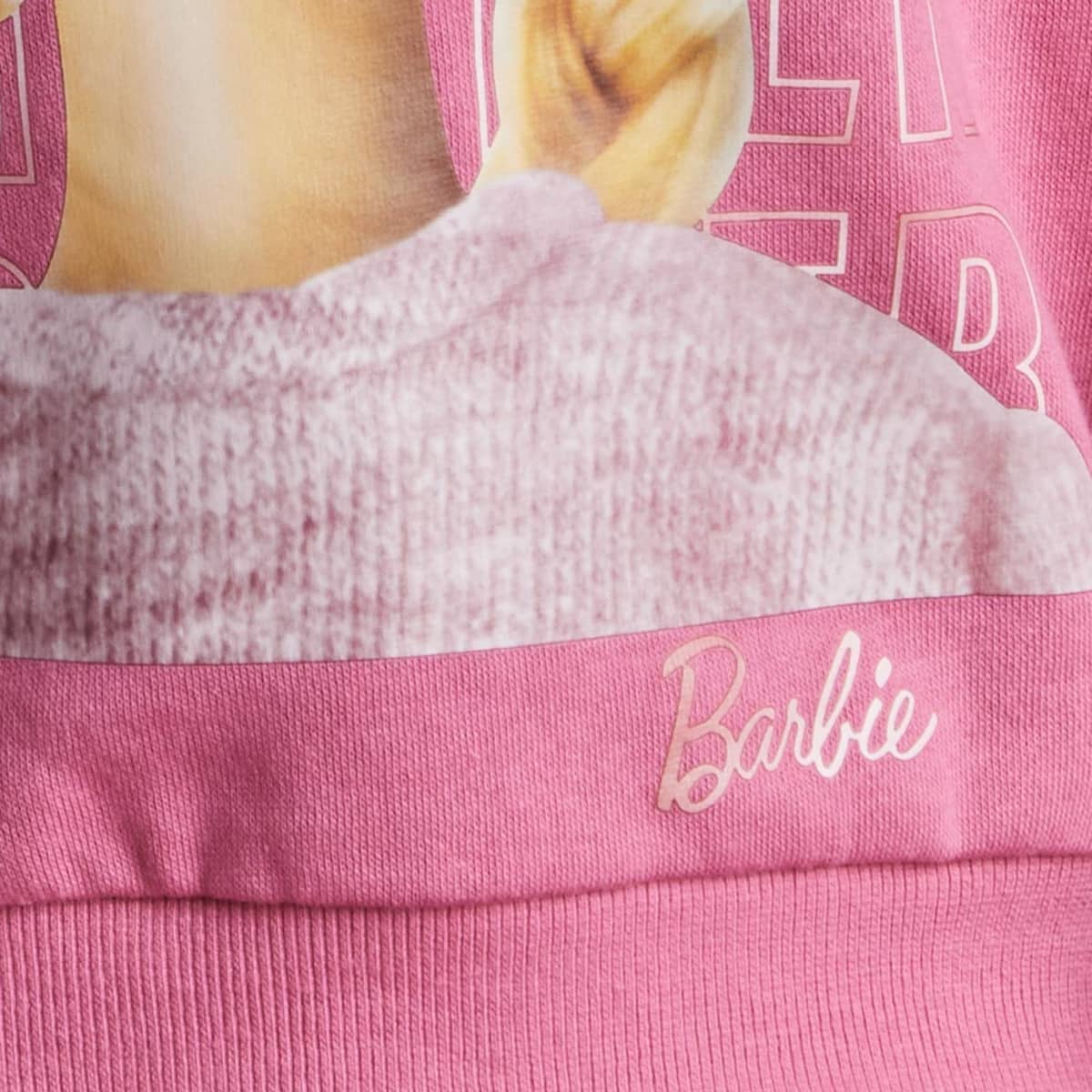 Sudadera para niña estampada con Barbie, color rosa, mod. 1092079