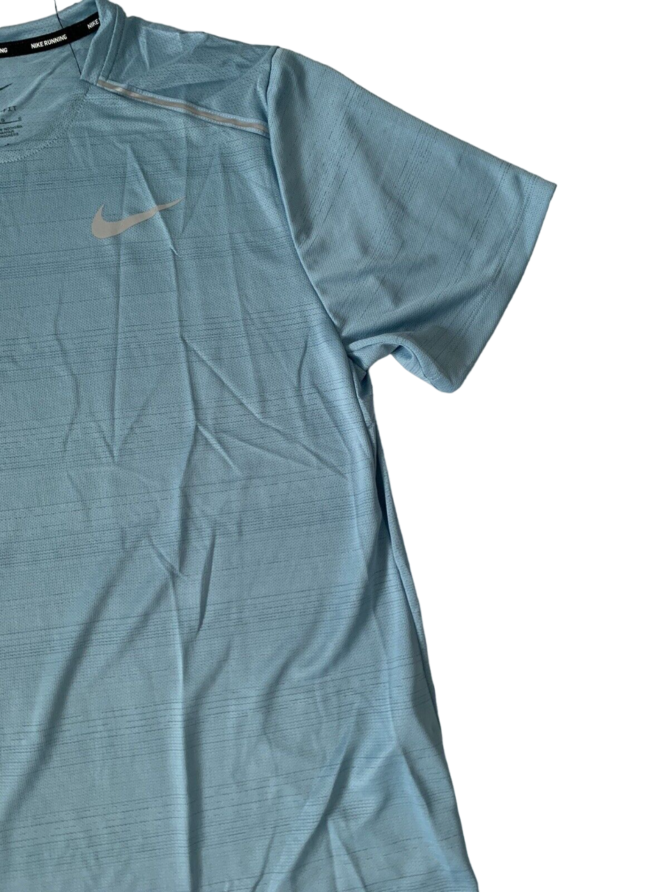Playera Nike Dri-Fit Miler AJ7565-494 Talla "M"