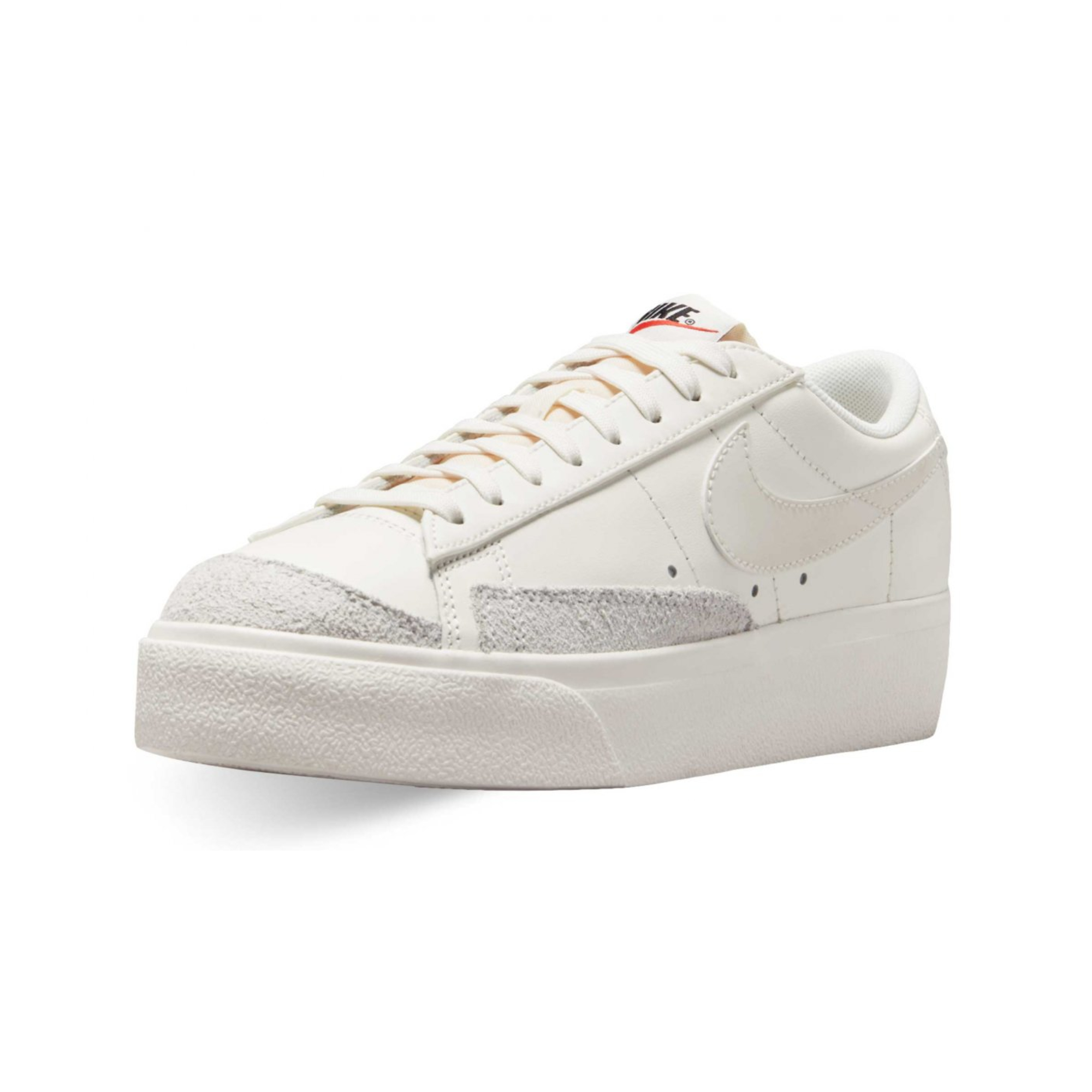 Tenis Nike Blazer Low Platform DJ0292-105