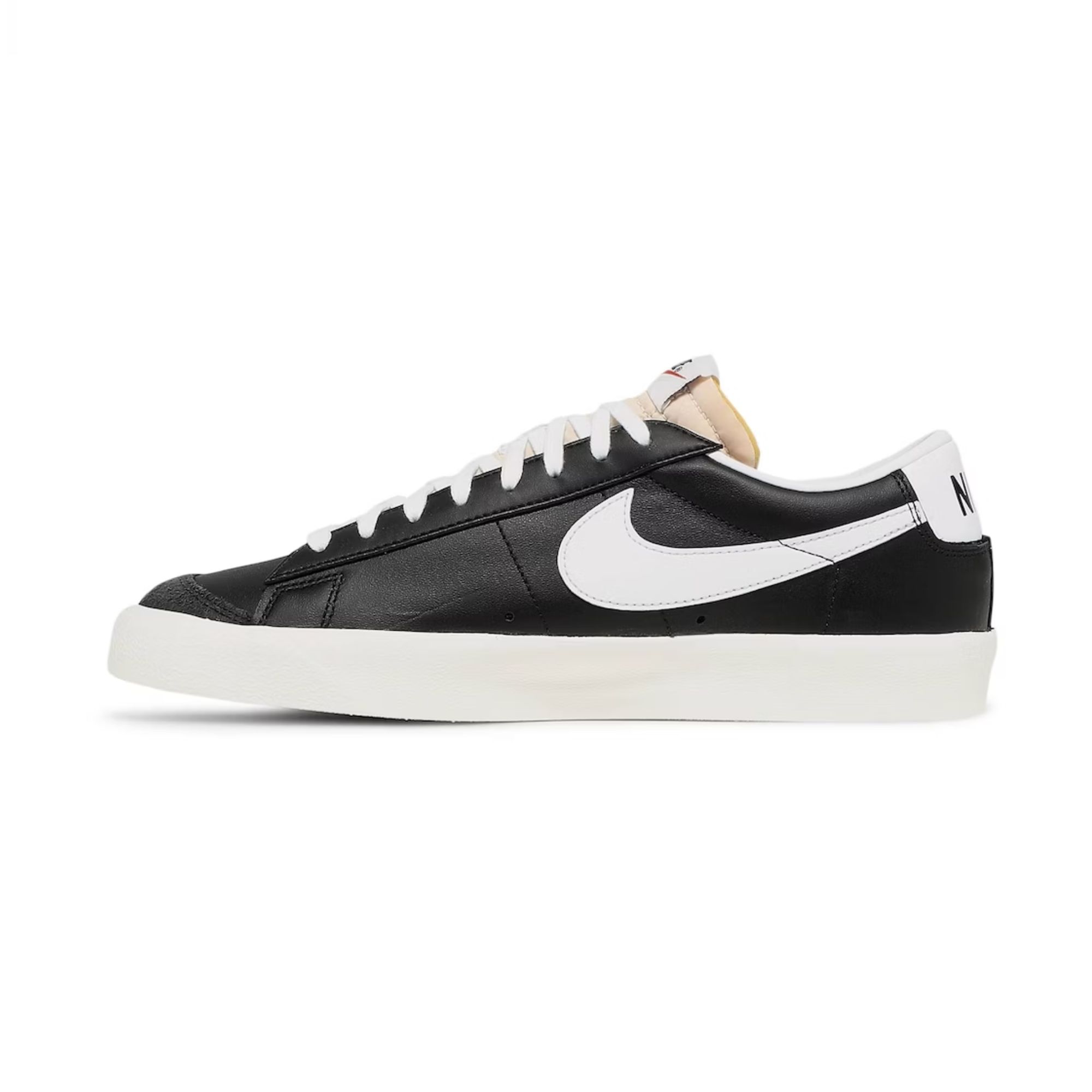 Tenis Nike Blazer Low '77 Vintage Negro con Blanco Originales DA6364001