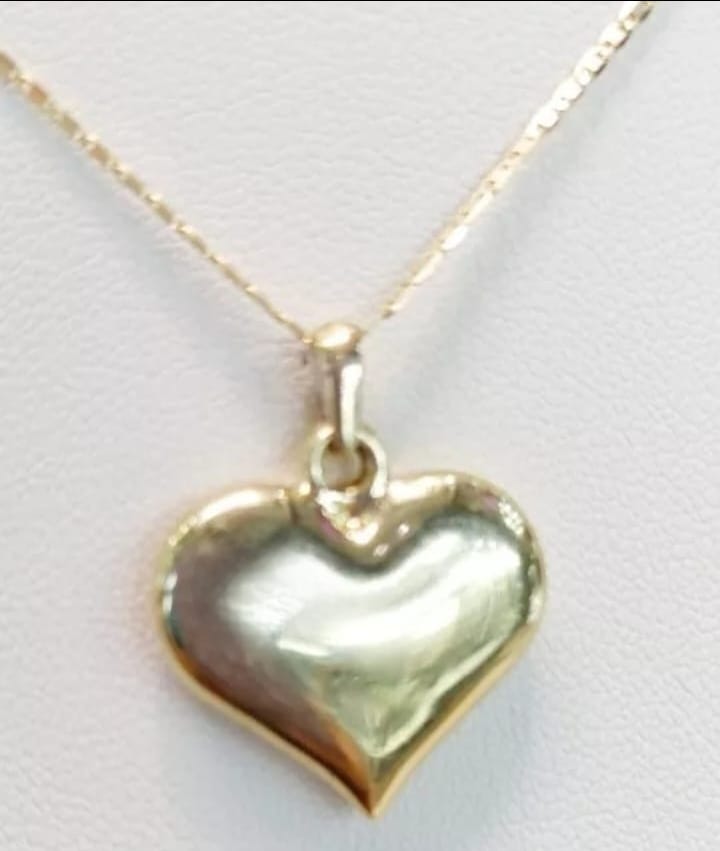 Dije Corazón Plano Oro 10K. + Obsequio