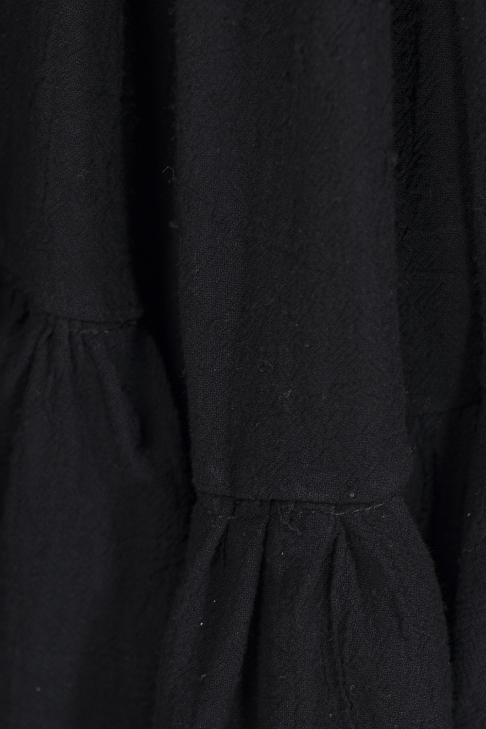 Vestido A ÁNGELOZANO camisero de manta algodón color Negro, con cinto piel gabada y pintada. AL-W38