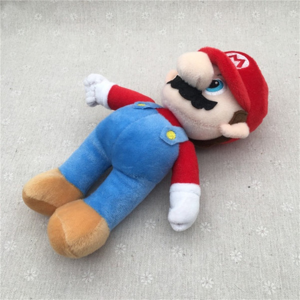 Peluches Super Mario Mario Altura: 25cm