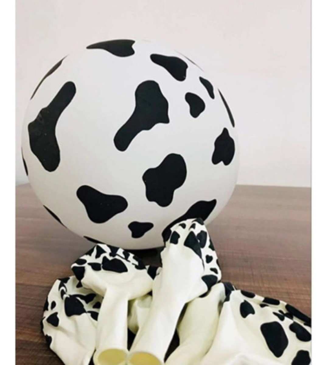 50 Globos No. 9 Impresos Manchas De Vaca Blanco