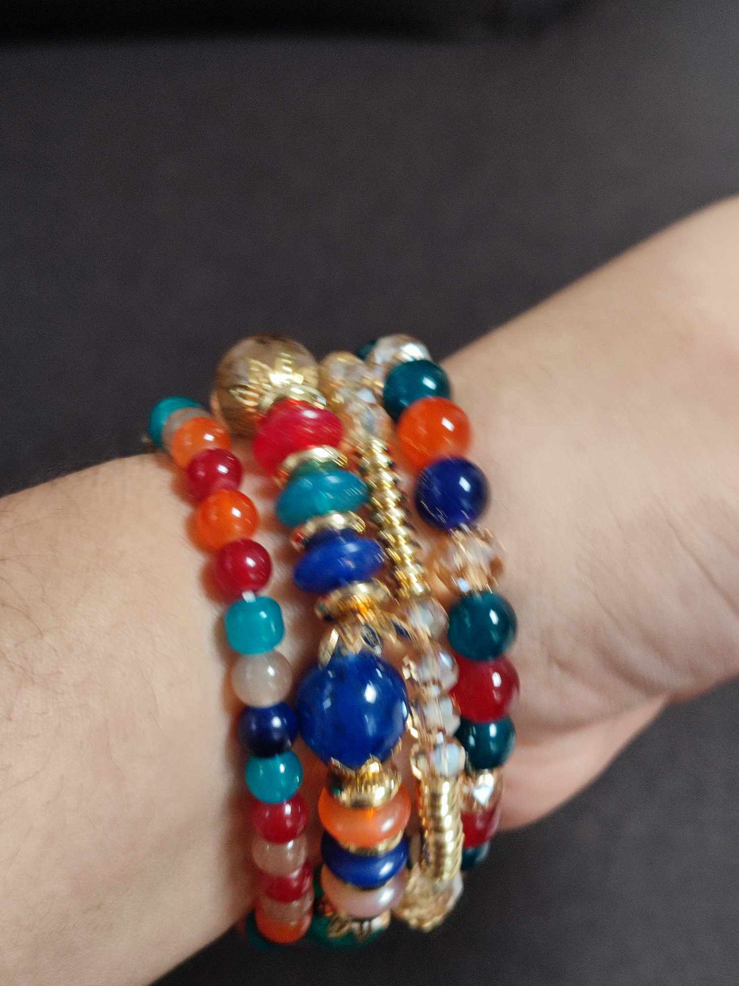 Set de 4 pulseras elasticas de colores verdes terracota, varios colores