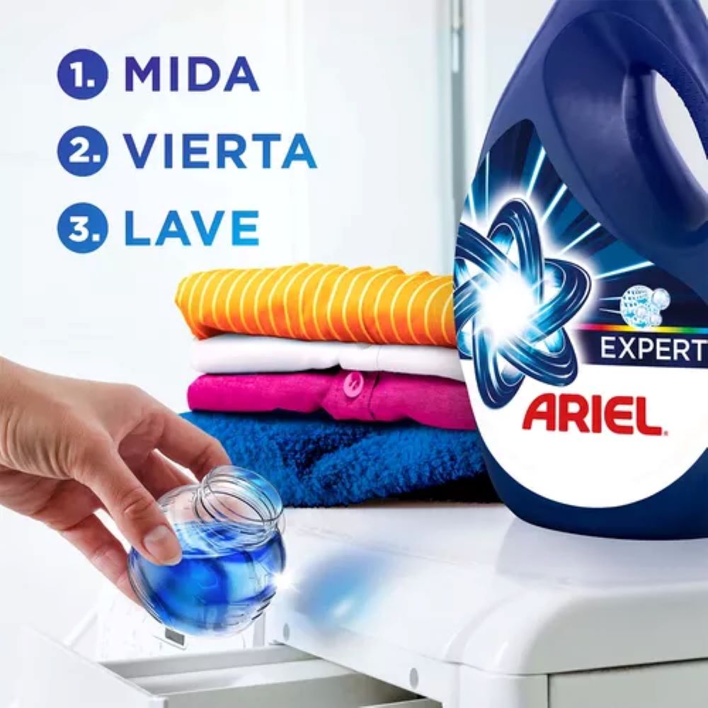Detergente Líquido Ariel Revitacolor 2.8 L PACK 2 PZ