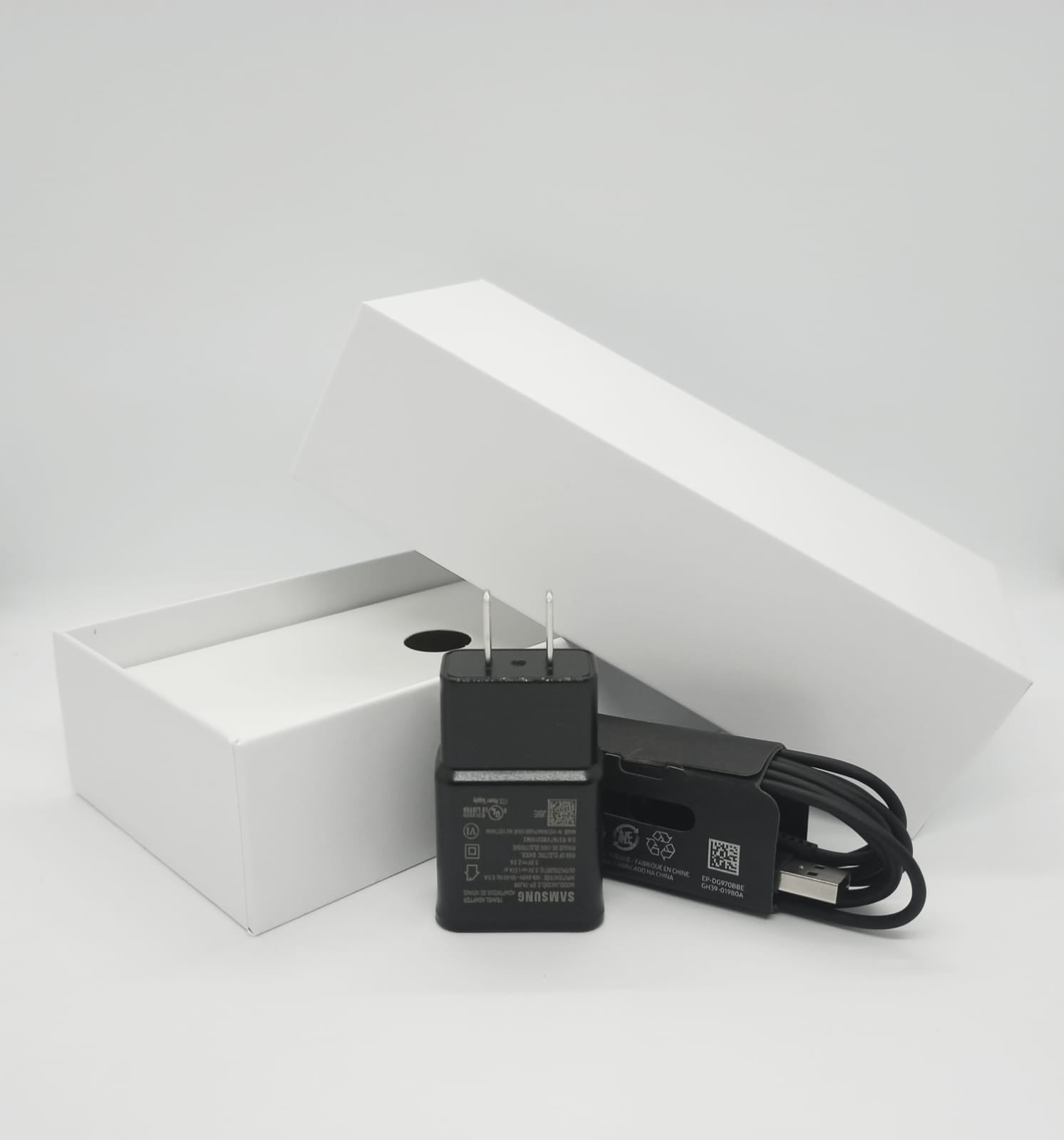 Combo Samsung Galaxy Z Flip 3 5G 128GB 8GB RAM Phantom Black    Buds Pro 6   Smartwatch.