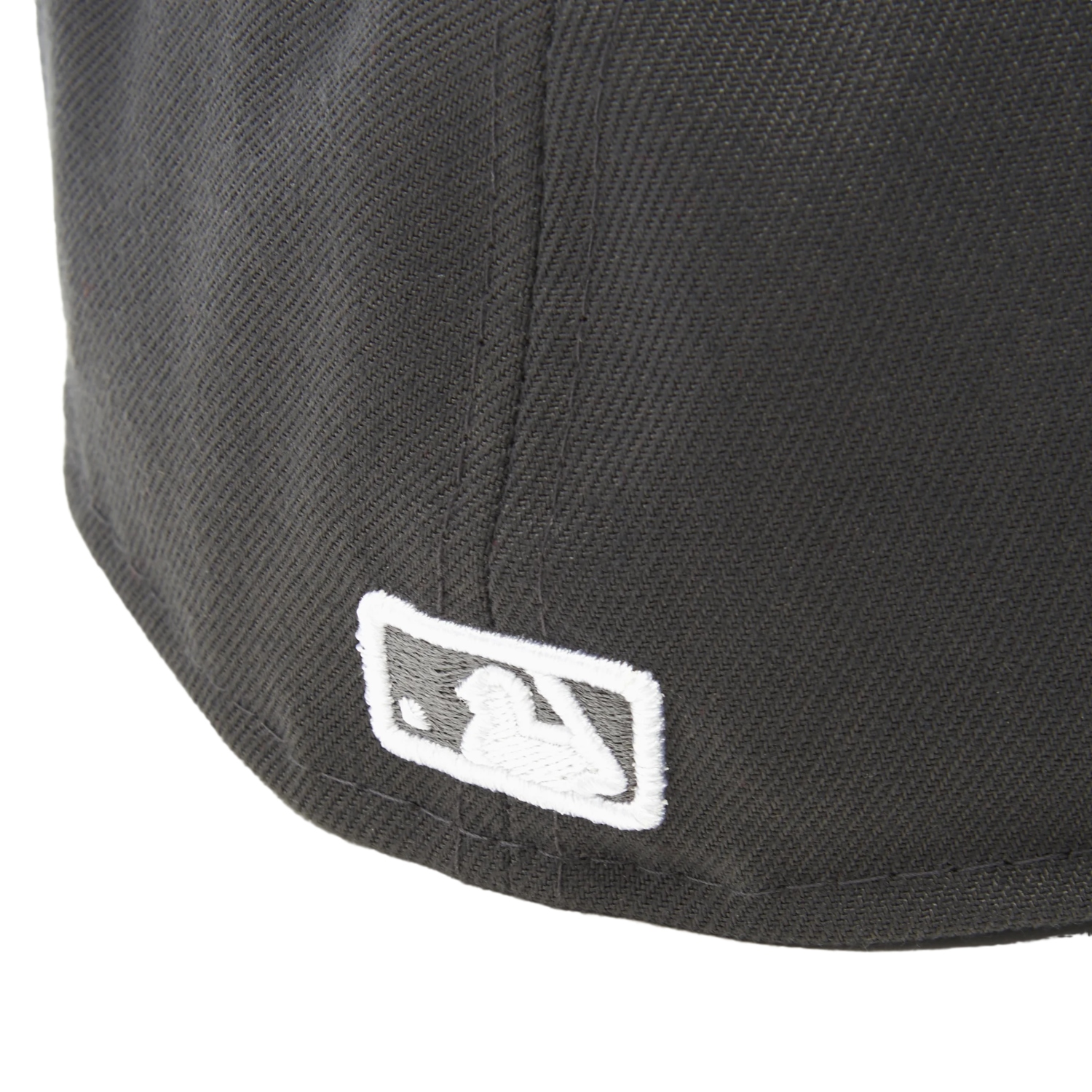 Gorra New Era 59Fifty New York Yankees Essentials 10010761 gris