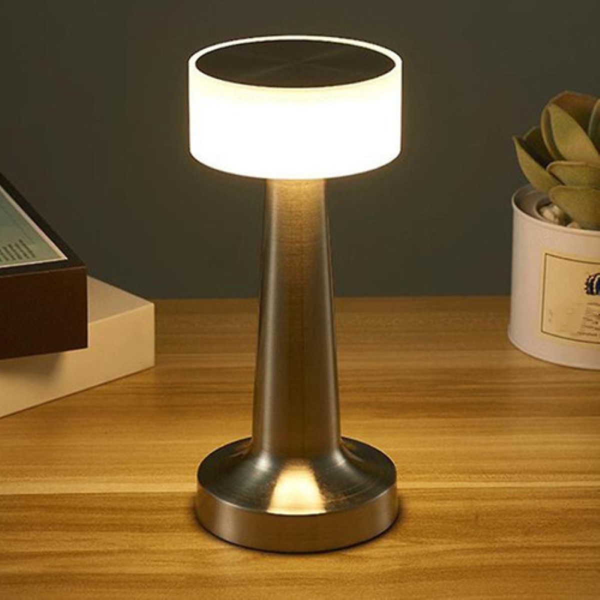 Lámpara De Mesa Decoración Restaurante Ambiente Led Lu plata 