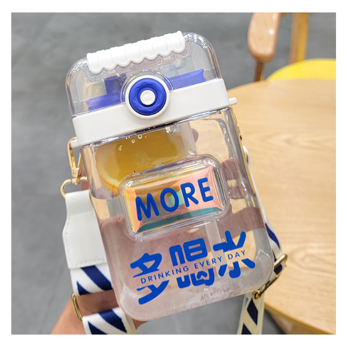 Botella Para Agua con Correa 850 ml.