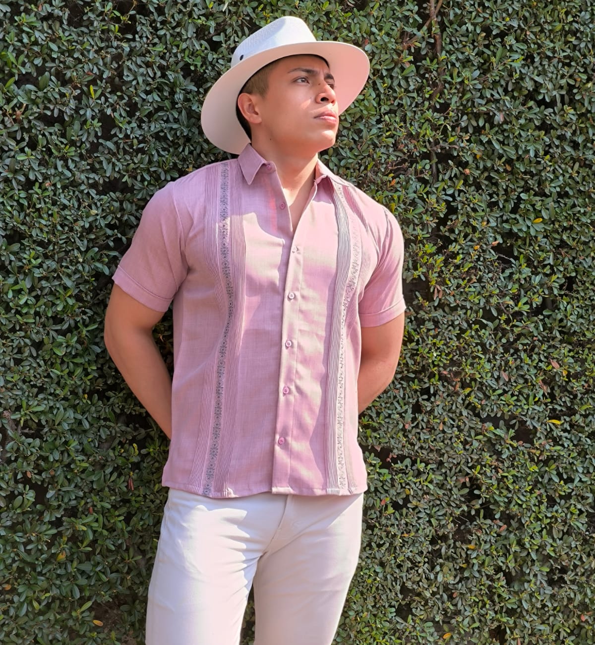 Guayabera Lino Fresco Manga Corta Incluye Cubre Polvos 