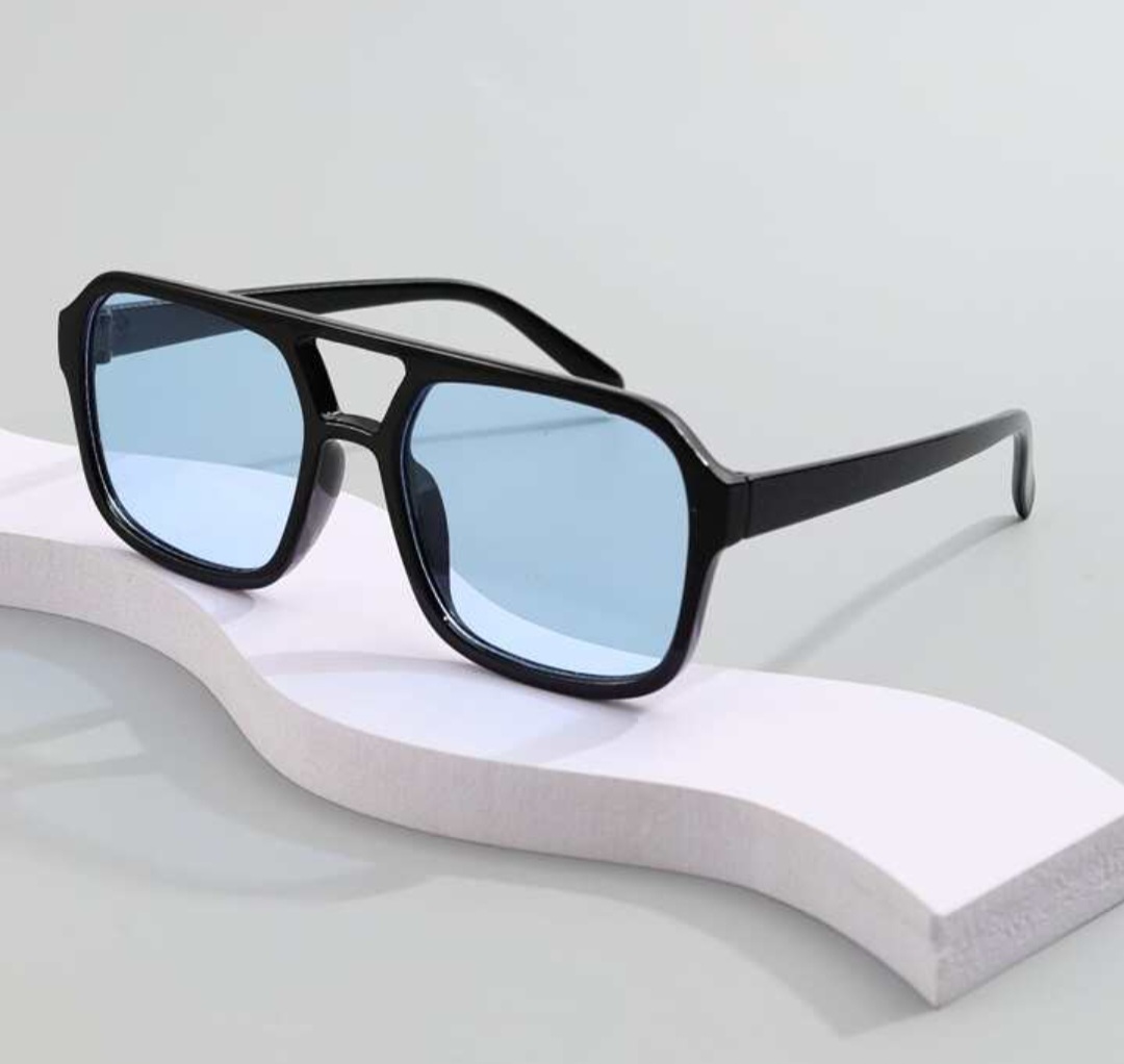 Lentes de sol Montura negro brillante con cristales azules