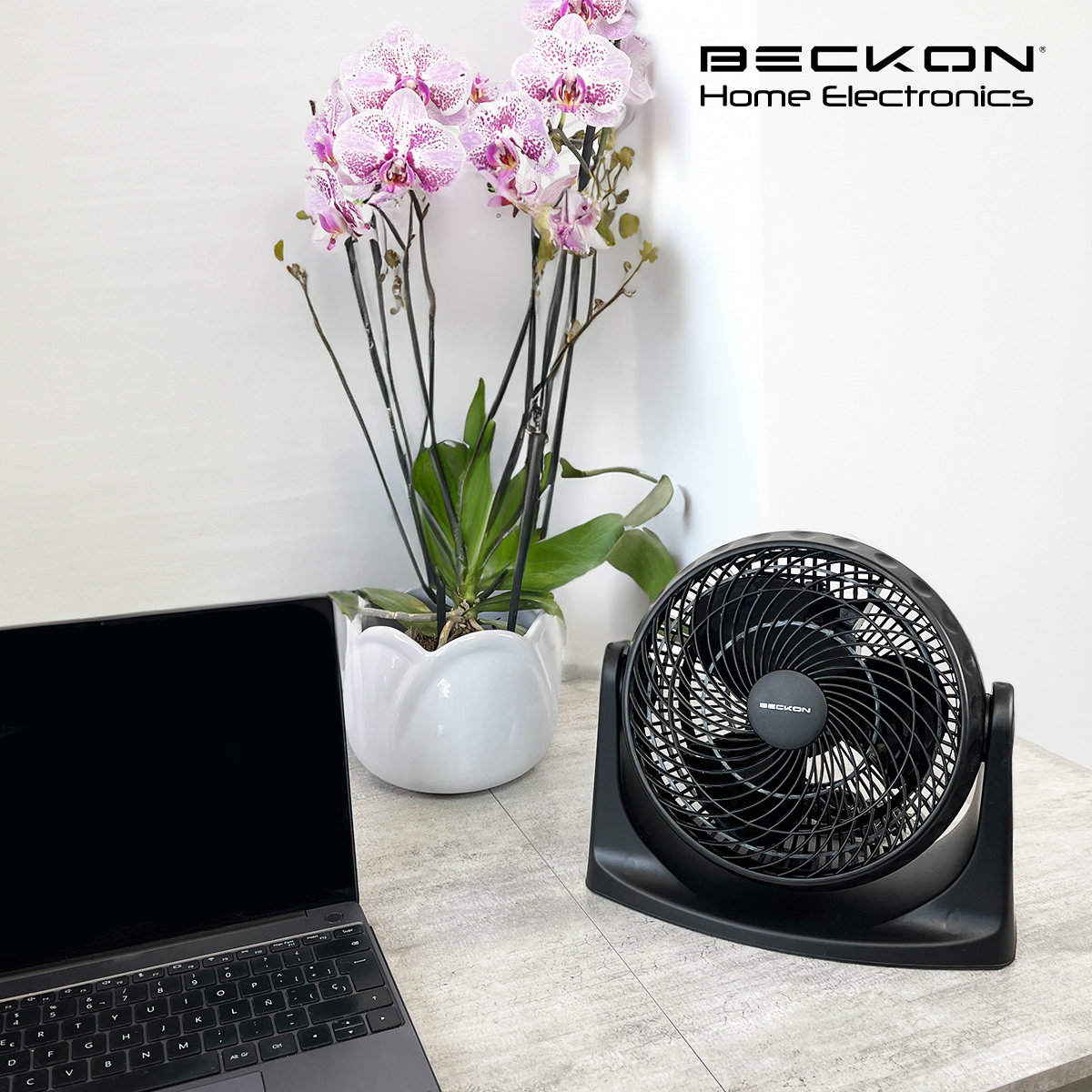 Ventilador de piso pared 2 en 1 turbo fan de 8 pulgadas 3 velocidades Negro Beckon
