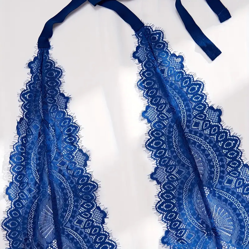 Body sin espalda escote en V.