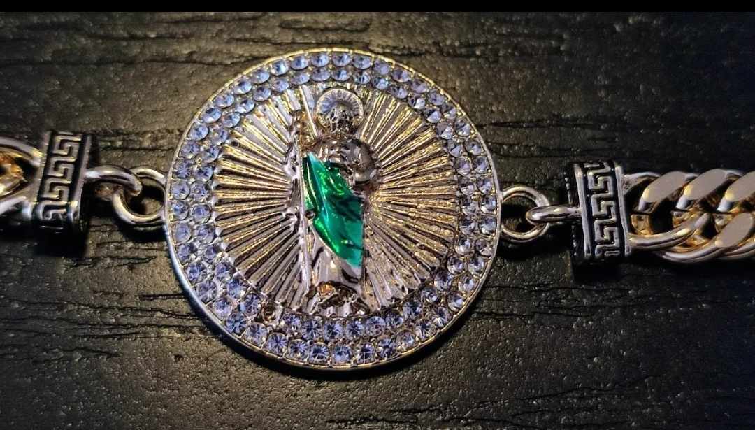 Esclava/Pulsera San Judas Tadeo de oro laminado de 18 kilates, medalla redonda