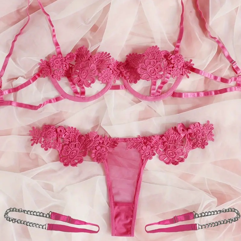 Conjunto de lencería de encaje floral