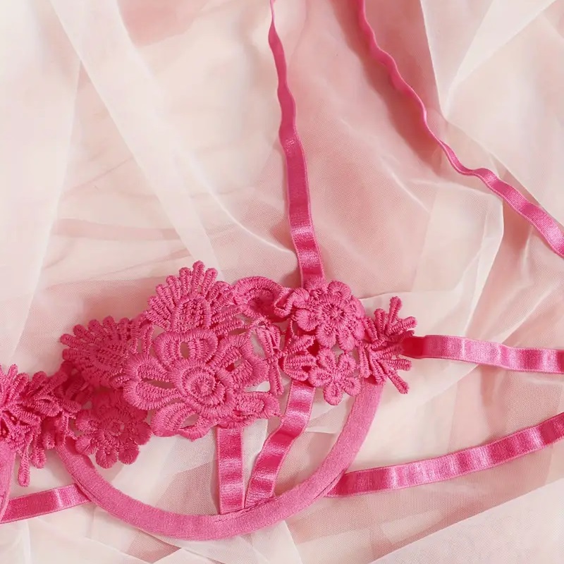 Conjunto de lencería de encaje floral