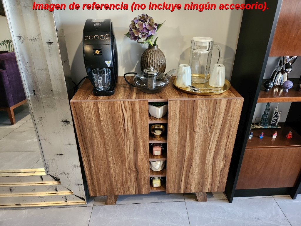 Minibar acabado tipo nogal.