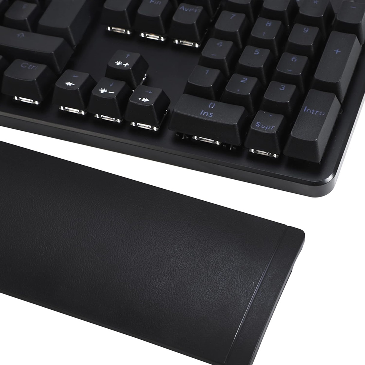 Teclado Mecánico Gamer Naceb Black Cobra RGB Alámbrico Español