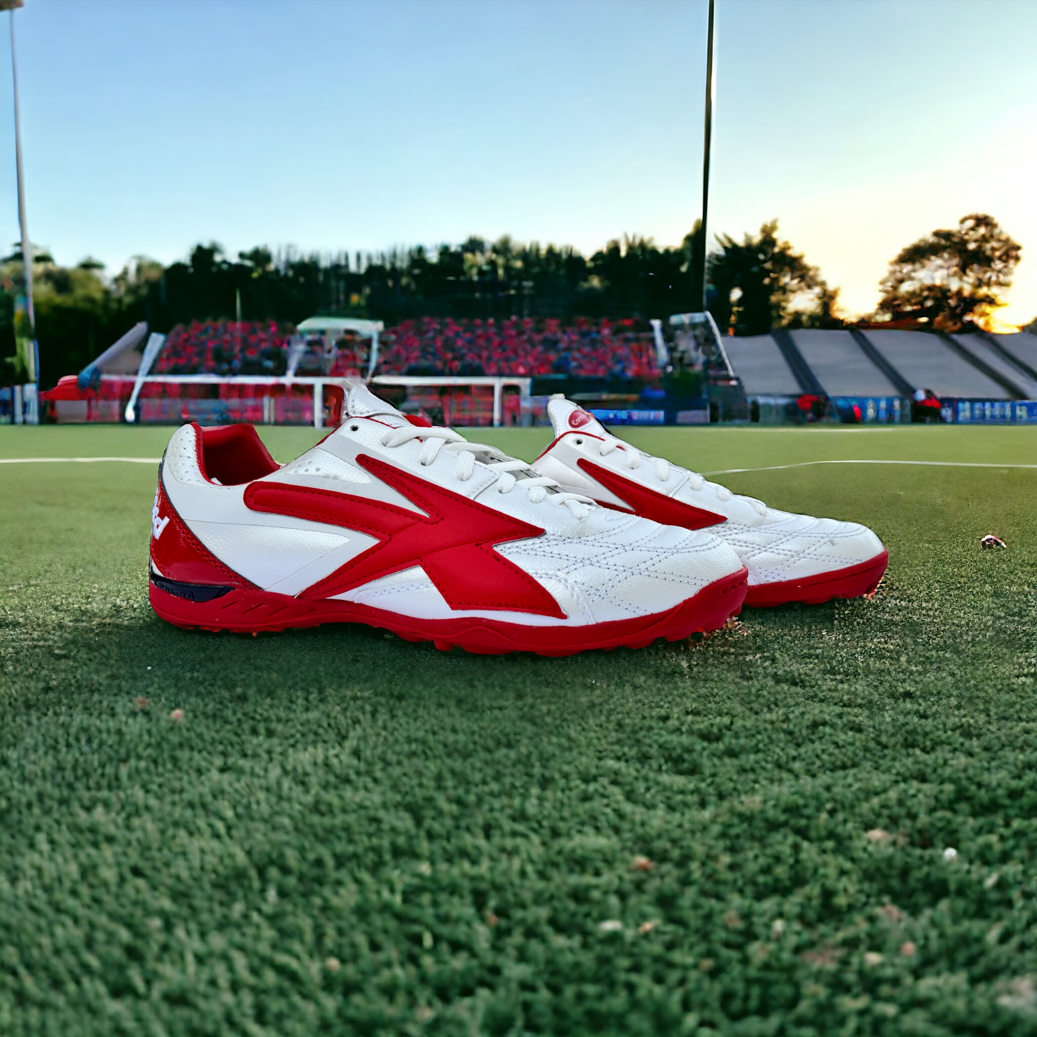 Tenis Concord Futbol Rápido Turf De Piel Blanco/Rojo S160qr.