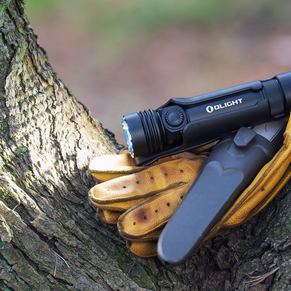 Linterna de Mano Recargable SEEKER 4 PRO Negra Olight