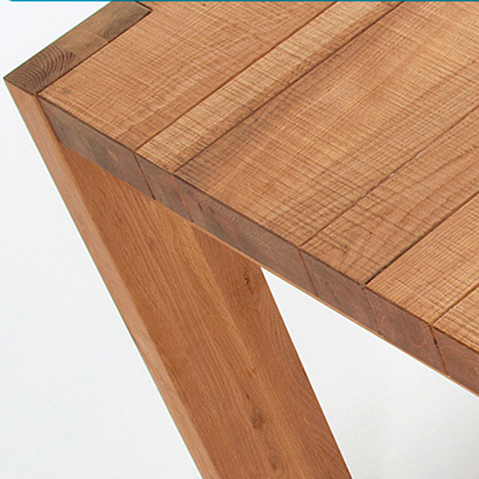 Sierra Circular Aksi 1350 W.