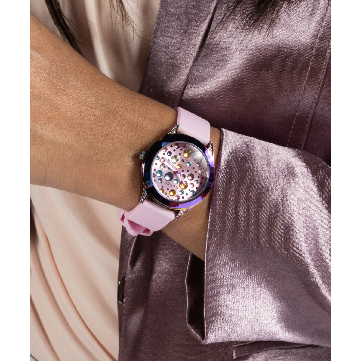 Reloj Guess MINI WONDERLUST para Dama GW0678L3 Rosa