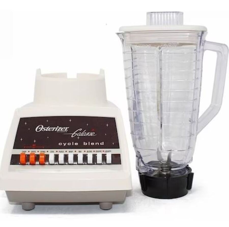 Licuadora Osterizer mod. 869-16g Plástico 10V Almendra.