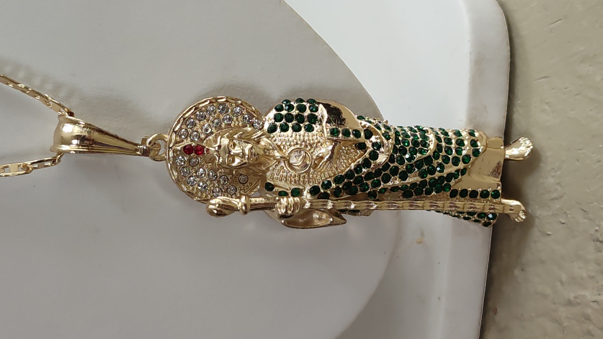 Collar de San Judas Tadeo de oro laminado de 18kilates, colgante de San judas.