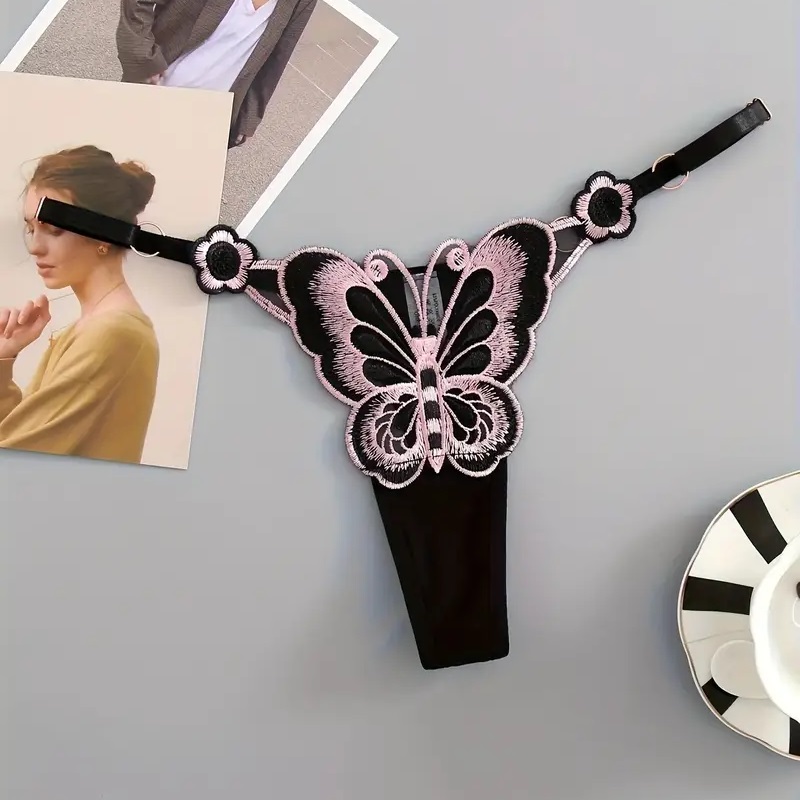 Set de tangas con bordado Mariposa
