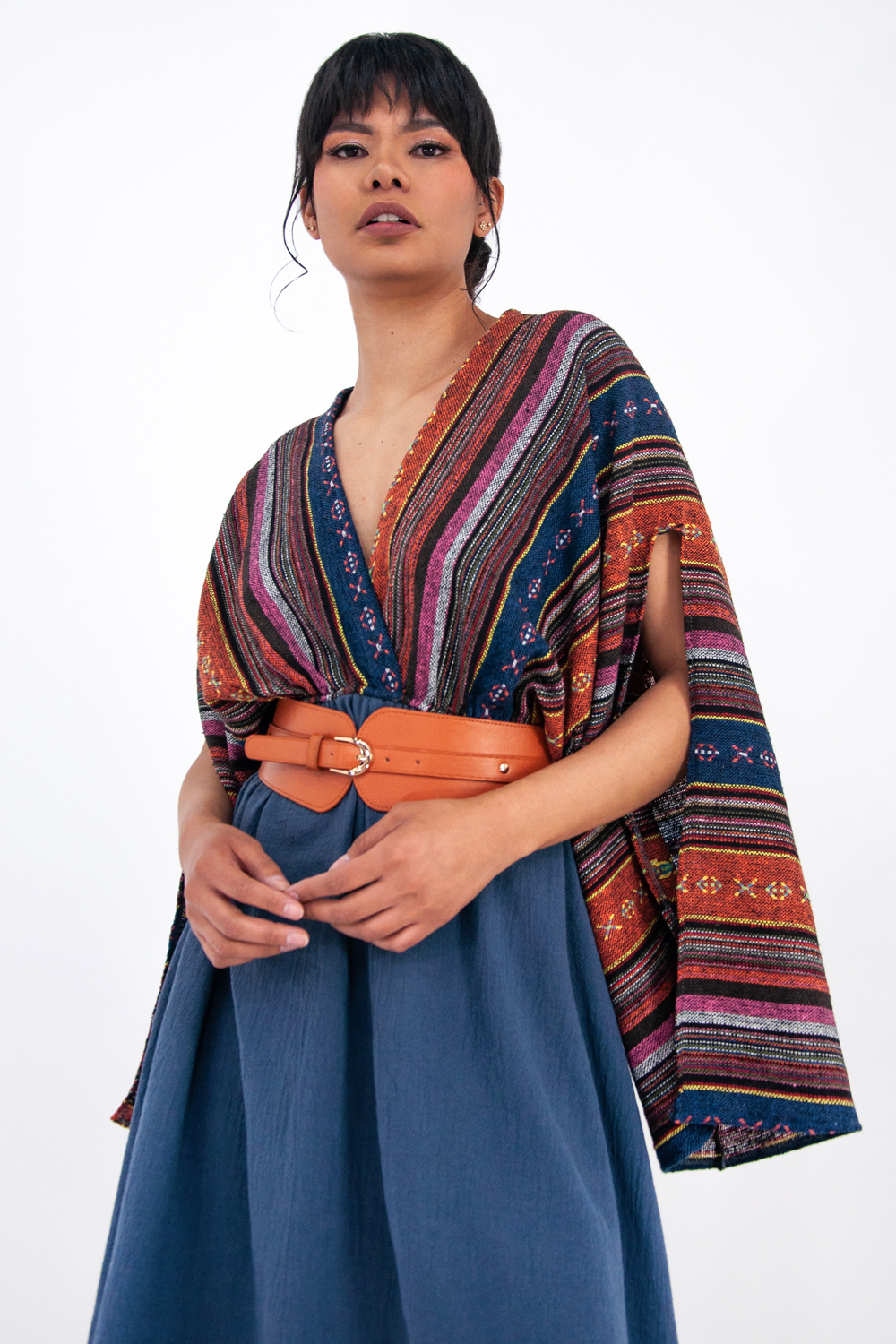 Vestido de dama A ÁNGELOZANO vestido corto con telar étnico, con cinto hebilla camel, AL-W56