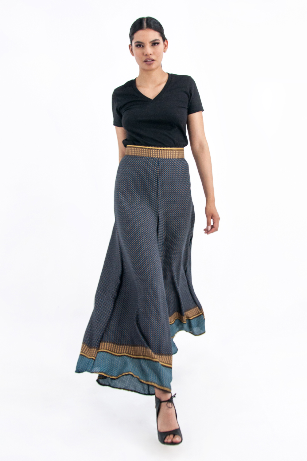 Pantalón de dama A ÁNGELOZANO acampanado color azul,  AL-W63.