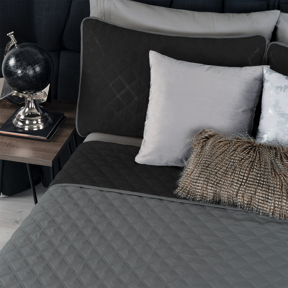 Edredón Ligero Matrimonial Doble Vista con Fundas Negro - Gris REAL TEXTIL