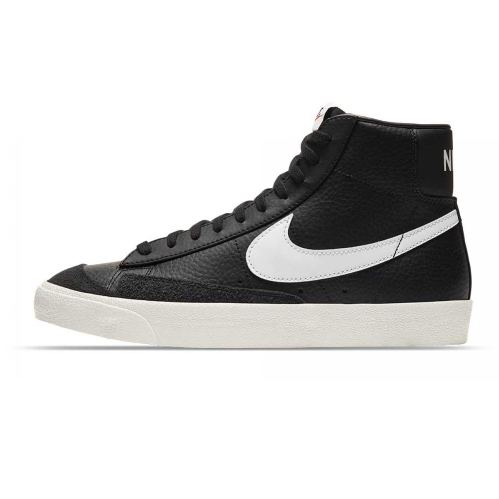 Tenis Casual Nike Blazer Mid 77 VNTG Negro de Hombre BQ6806-002.